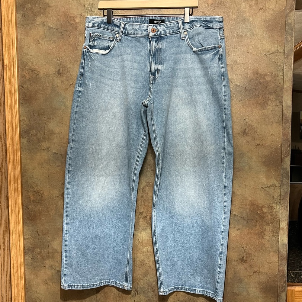 Women’s Original Fit, Mid Rise, Relaxed Boyfriend Wide Leg Jeans - NWOT